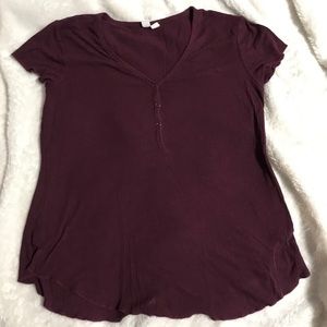 Buttoned T-shirt
